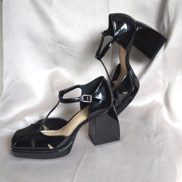 Giani Bernini Shoes - Giani Bernini Black Patent Leather Platform Shoes